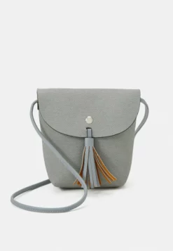 TOM TAILOR DENIMIDA SPECIAL FLAP NO ZIP - Axelremsväska - Light Blue