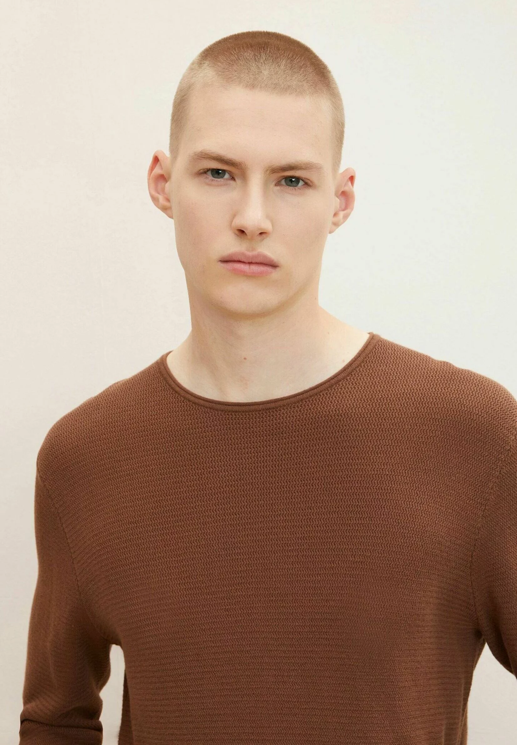 TOM TAILOR DENIMZIGZAG STRUCTURED CREWNECK - Stickad Tröja - Light Wood Brown 6 TOM TAILOR DENIMZIGZAG STRUCTURED CREWNECK - Stickad Tröja - Light Wood Brown - Bild 4