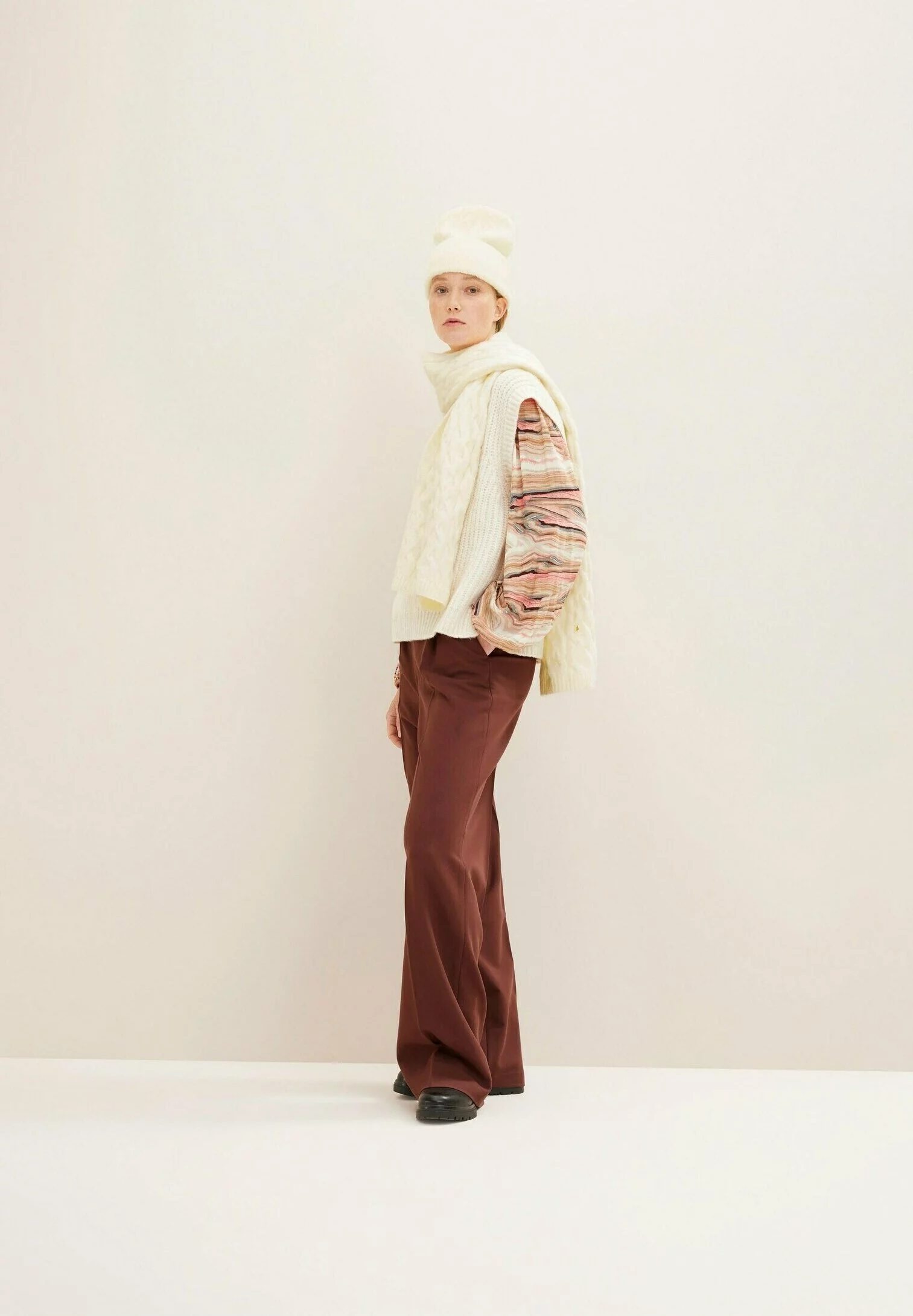 TOM TAILOR DENIMHalsduk - Soft Light Beige 4 TOM TAILOR DENIMHalsduk - Soft Light Beige - Bild 2