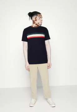 Tom Tailor Denim Försäljning -Tom Tailor Denim Försäljning 6f08167721384aa5aeae209ad8afa7f2 scaled