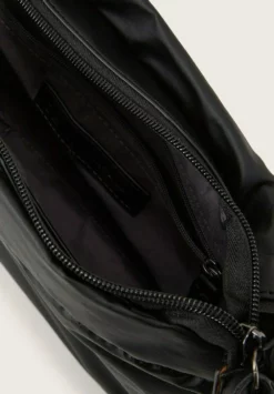 TOM TAILOR DENIMMIT REISSVERSCHLUSS - Axelremsväska - Schwarz Black -Tom Tailor Denim Försäljning b4d98b3665c34f9080a61ca85d76add1