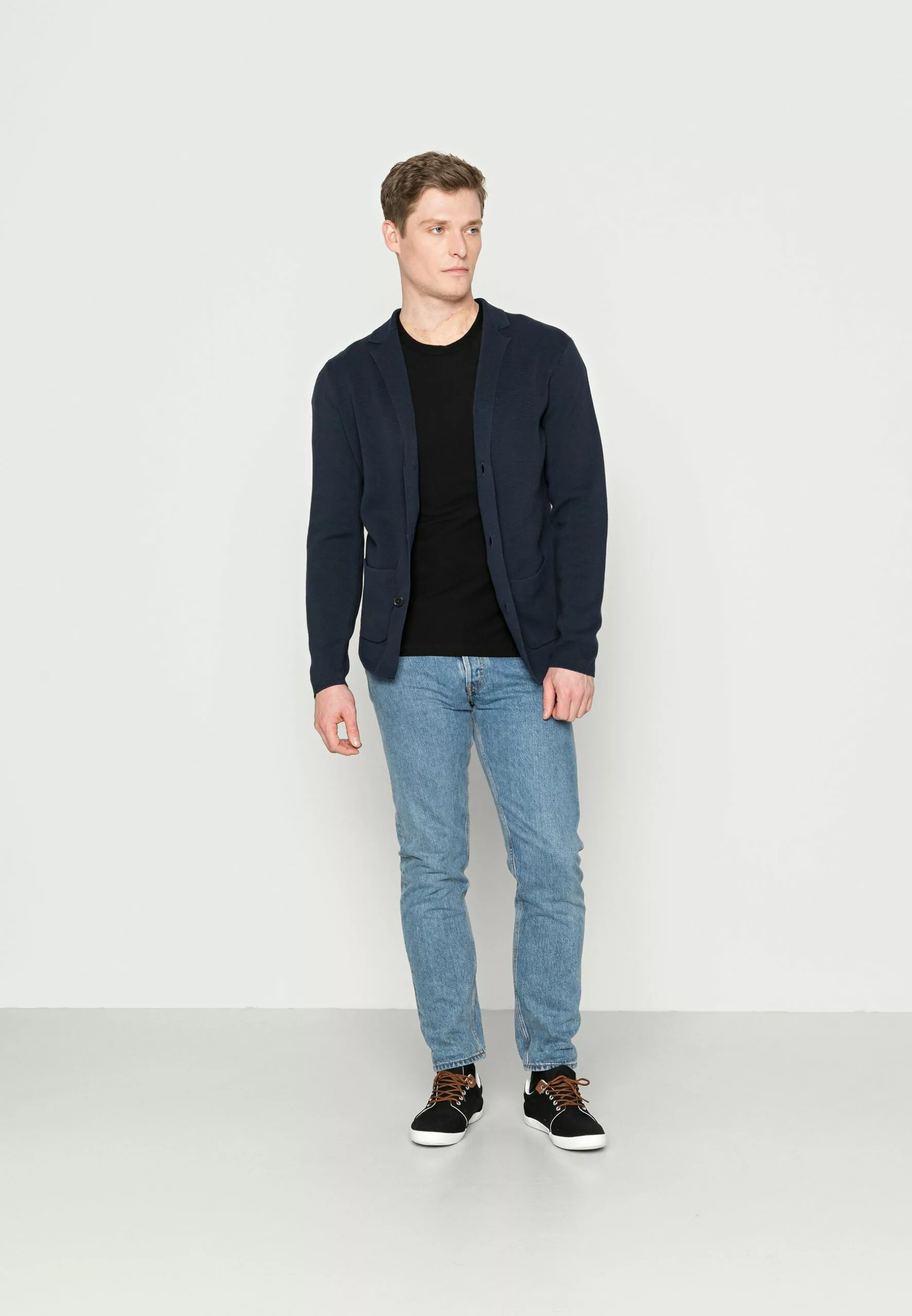 TOM TAILOR DENIMWITH POCKET AND TURNUP - T-shirt - Bas - Black 4 TOM TAILOR DENIMWITH POCKET AND TURNUP - T-shirt - Bas - Black - Bild 2