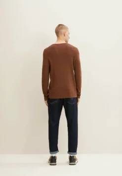TOM TAILOR DENIMZIGZAG STRUCTURED CREWNECK - Stickad Tröja - Light Wood Brown 11 TOM TAILOR DENIMZIGZAG STRUCTURED CREWNECK - Stickad Tröja - Light Wood Brown -Tom Tailor Denim Försäljning f8b606382cdc47eca01b066d01ea1528