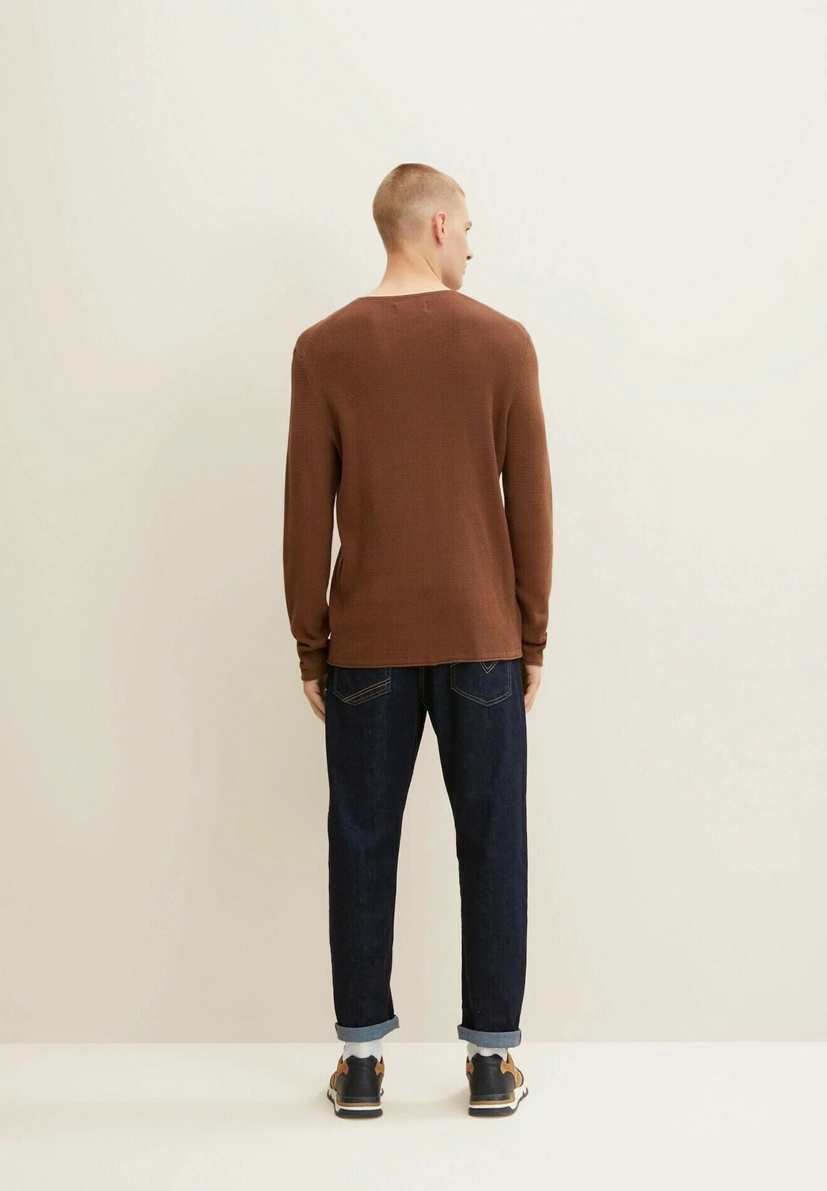 TOM TAILOR DENIMZIGZAG STRUCTURED CREWNECK - Stickad Tröja - Light Wood Brown 5 TOM TAILOR DENIMZIGZAG STRUCTURED CREWNECK - Stickad Tröja - Light Wood Brown - Bild 3